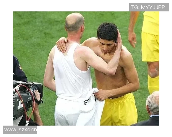 模仿国外足球明星的达人们如何在国内掀起一股足球热潮 模仿国外足球明星的达人们如何在国内掀起一股足球热潮